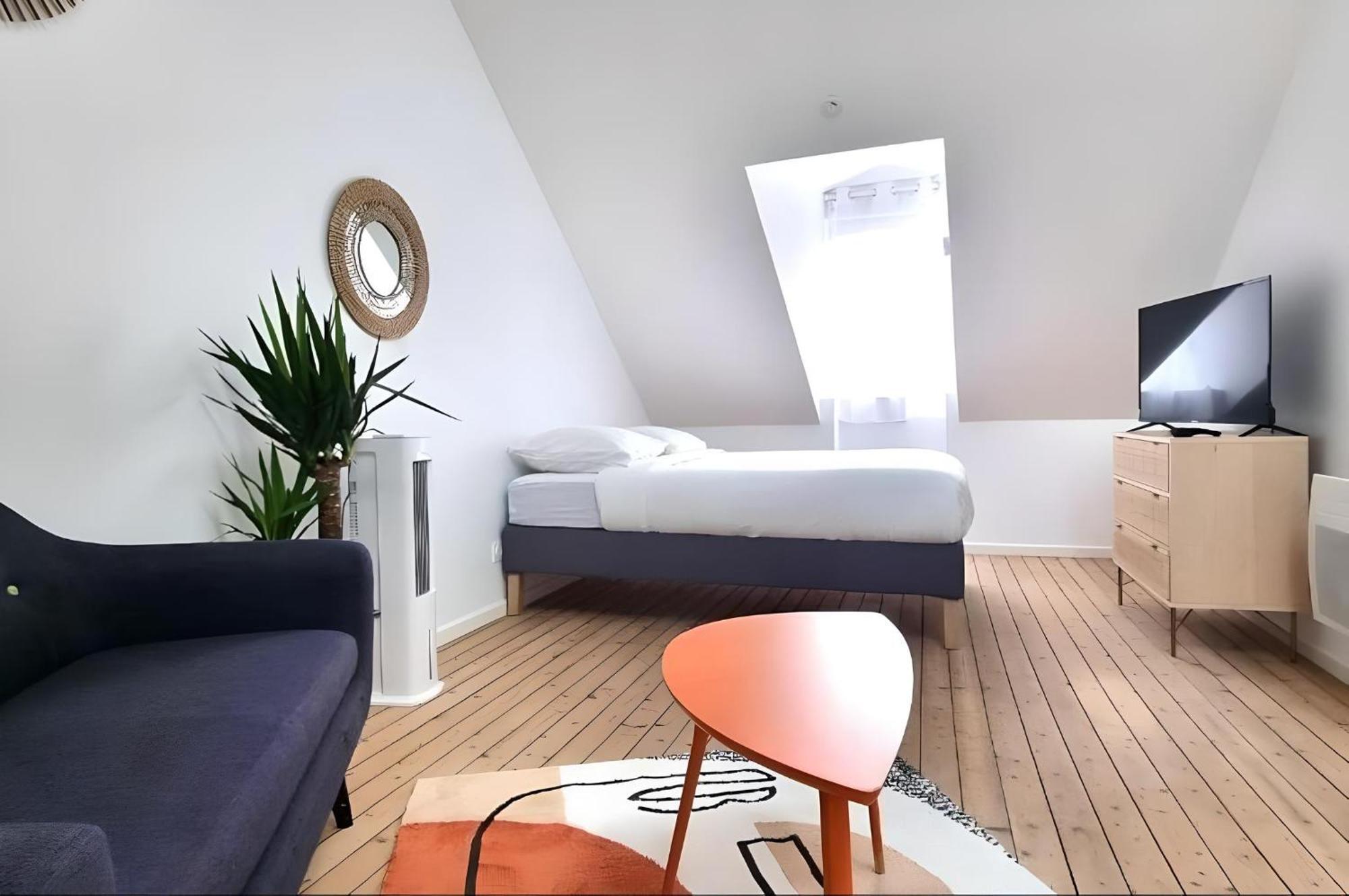 Châteauroux Loft Lumineux Tres Spacieux - Parking Gratuit מראה חיצוני תמונה